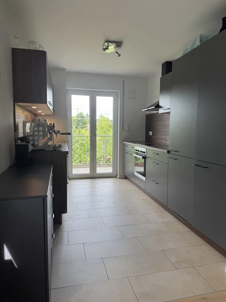 3 Zimmer Wohnung mit 88 m² in München – Bild 2
