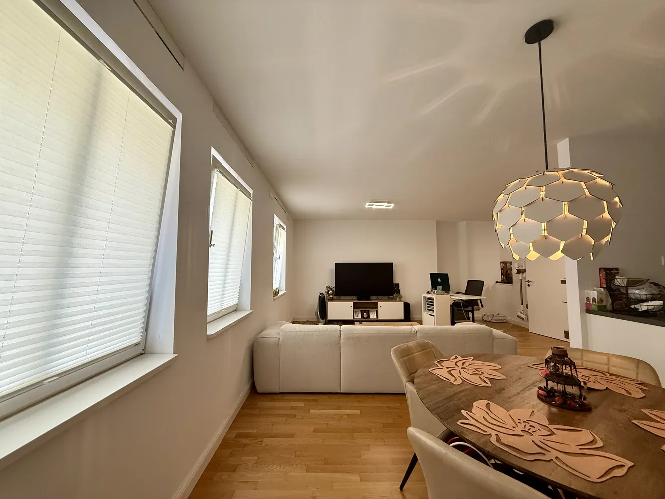 2 Zimmer Wohnung mit 71 m² in Düsseldorf – Bild 5