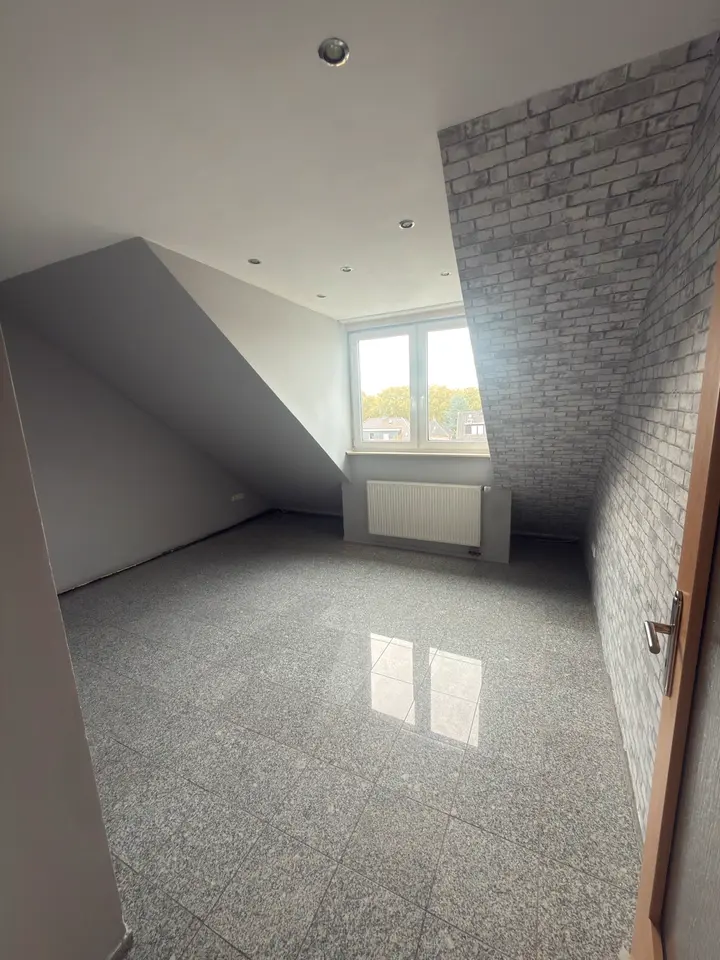 6 Zimmer Wohnung mit 147 m² in Bochum – Bild 6