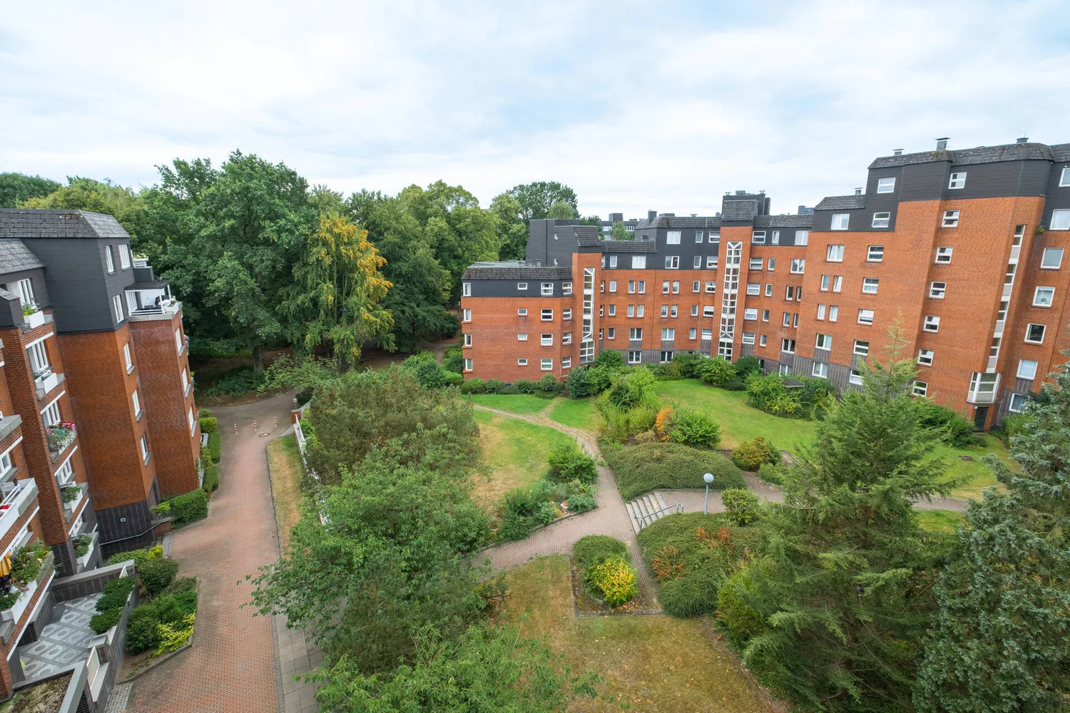 2 Zimmer Wohnung mit 75 m² in Hamburg – Bild 9