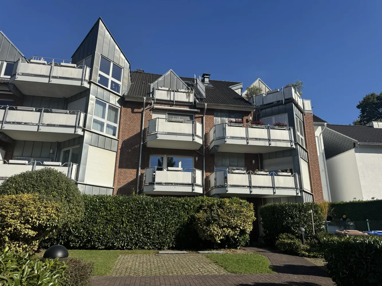 2 Zimmer Wohnung mit 70 m² in Düsseldorf – Bild 12