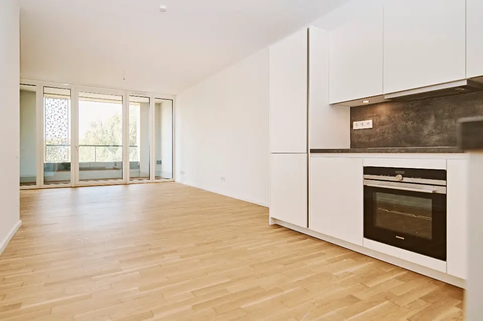 2 Zimmer Wohnung mit 115 m² in Hannover – Bild 1