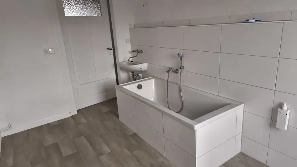 2 Zimmer Wohnung mit 59 m² in Weißenfels – Bild 4