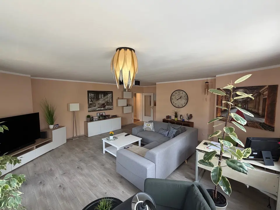 2 room apartment with 70 m² in Potsdam – Photo 2