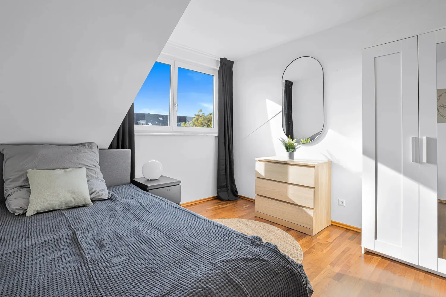 WG-Zimmer mit 14 m² in München – Bild 2