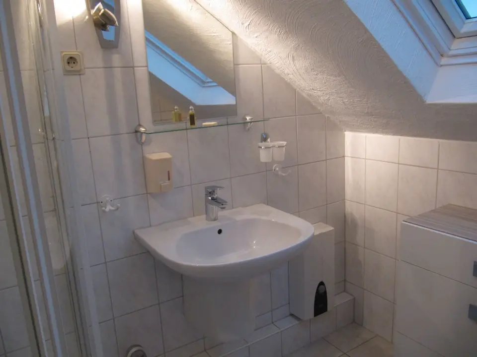 3 Zimmer Wohnung mit 52 m² in Saarbrücken – Bild 2