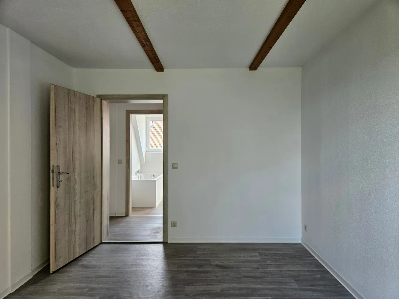 4 room apartment with 88 m² in Magdeburg – Photo 3