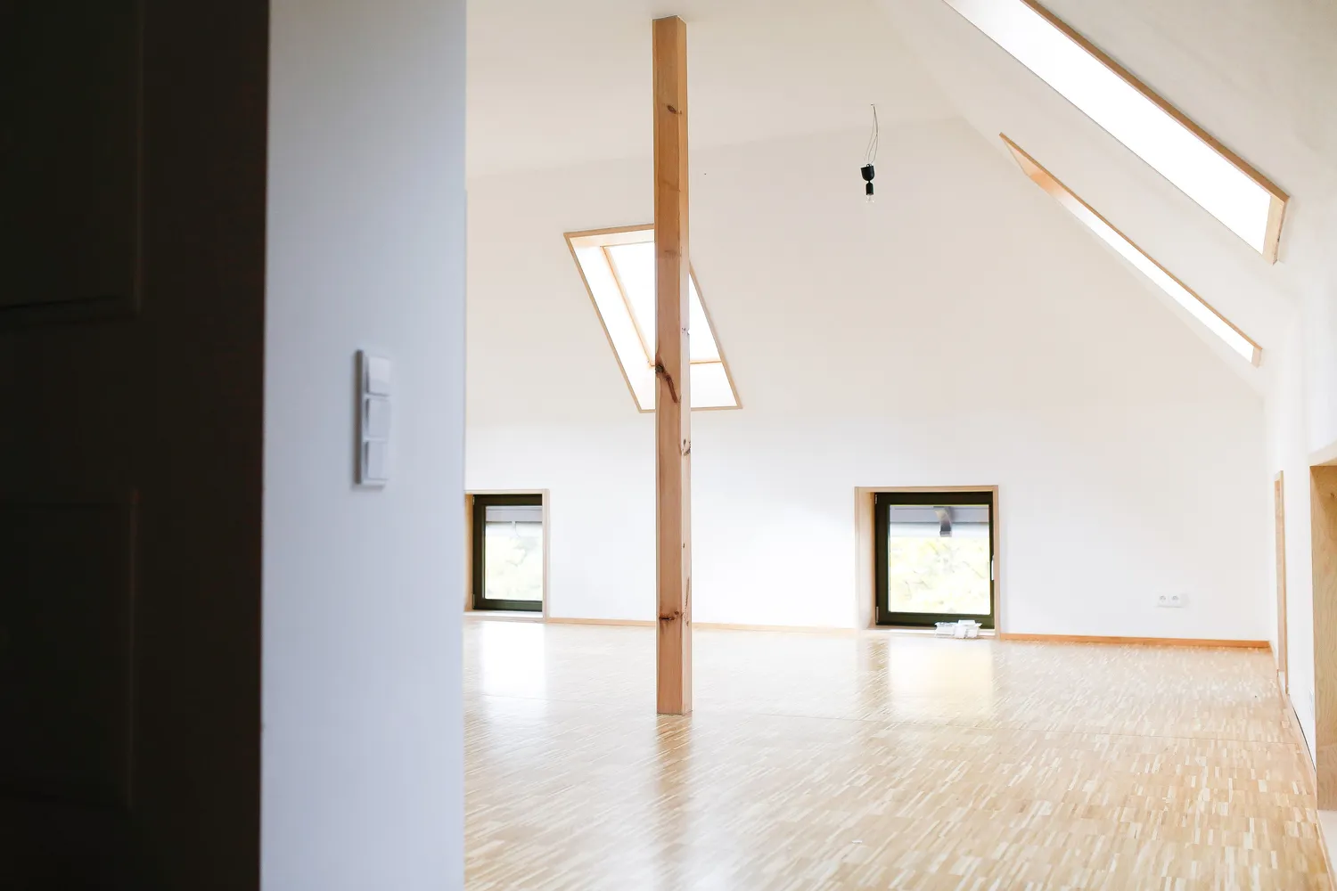 2 Zimmer Wohnung mit 66 m² in Dresden – Bild 2