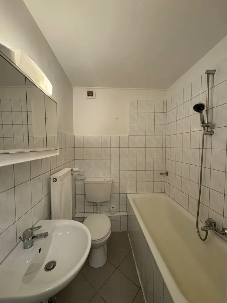 1 room apartment with 40 m² in Aachen – Photo 6