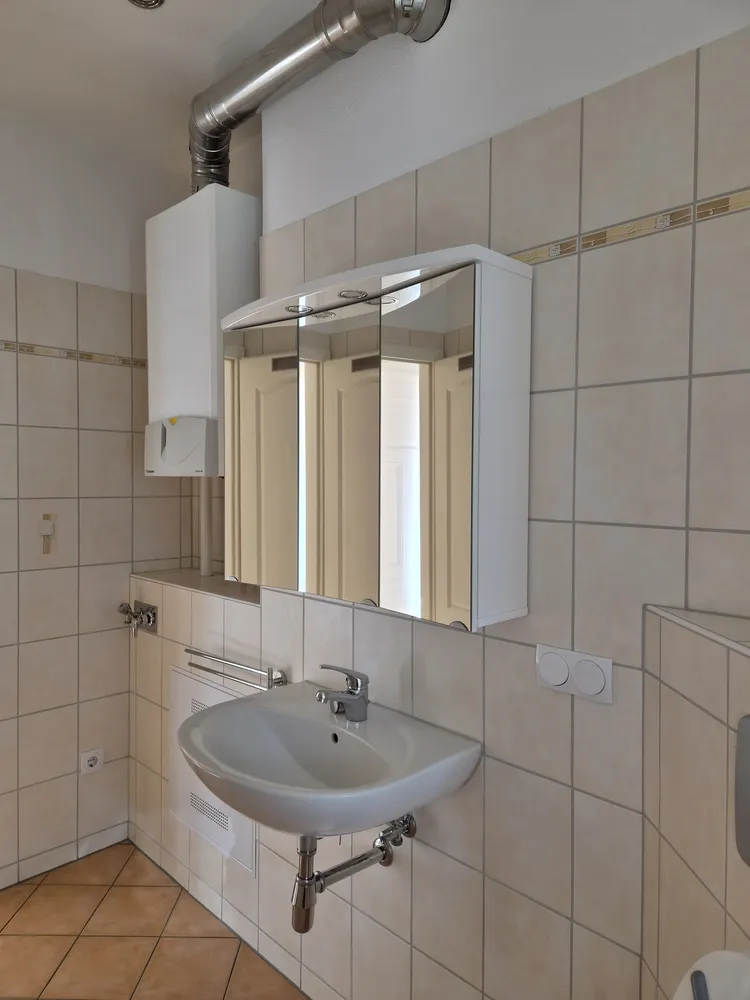 3 room apartment with 65 m² in Berlin – Photo 8