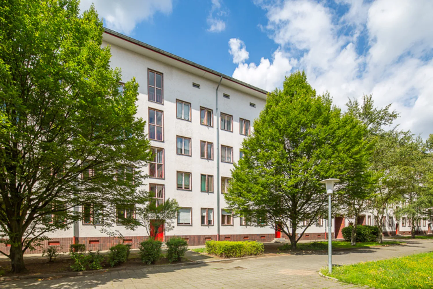 2 room apartment with 66 m² in Berlin – Photo 1