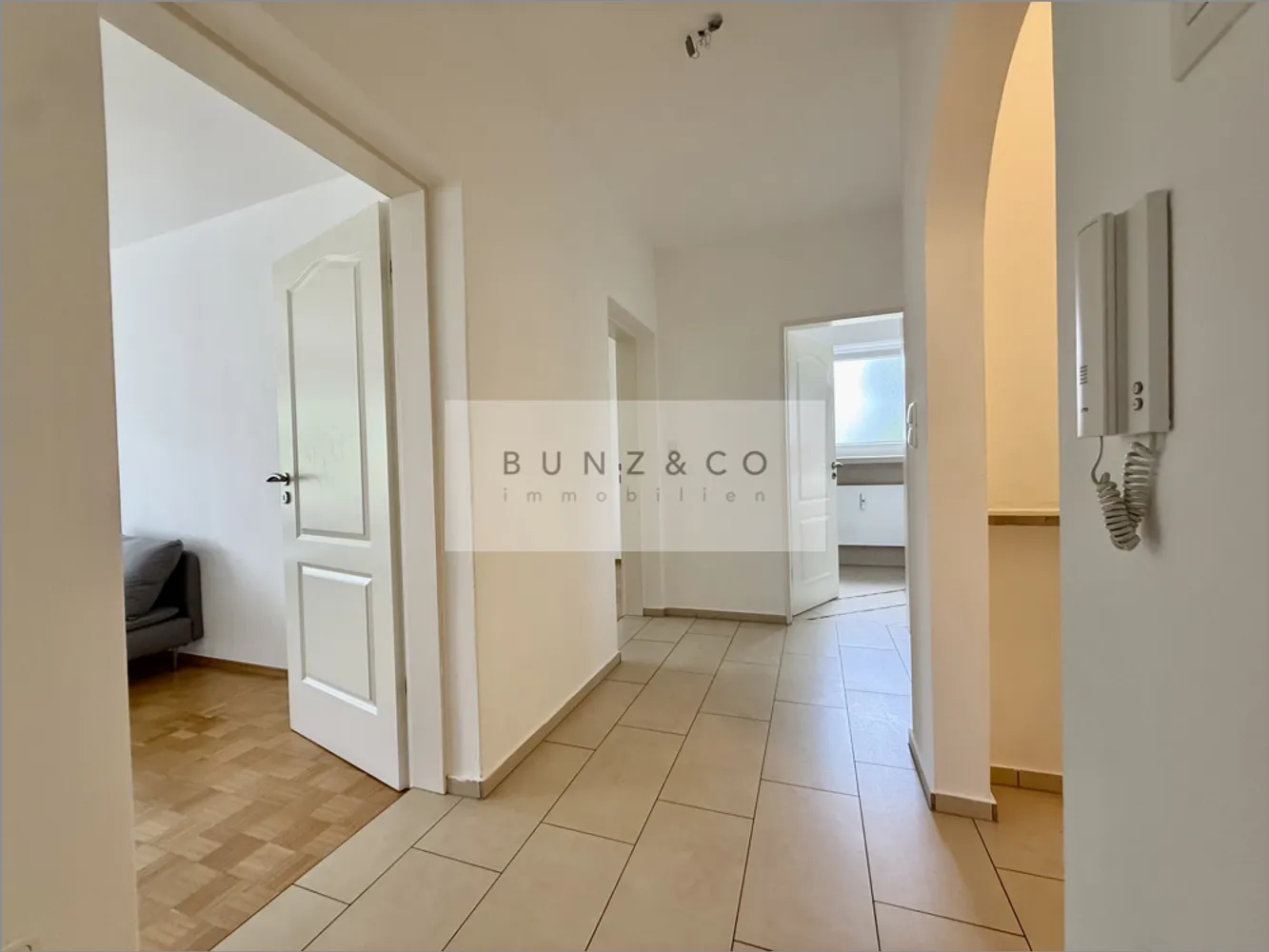 2 Zimmer Wohnung mit 68 m² in München – Bild 6