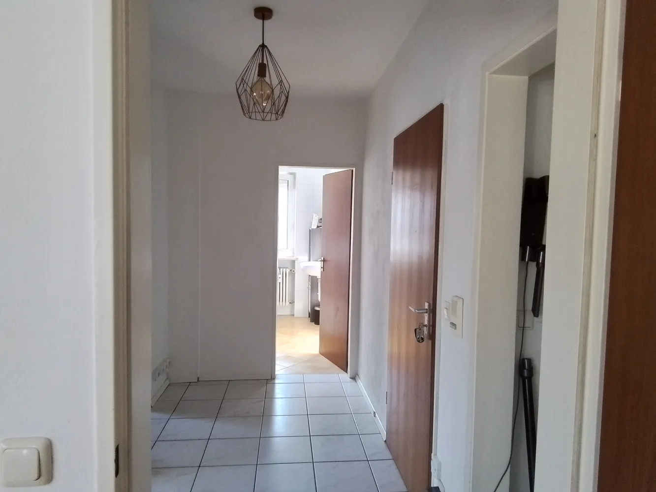 2 Zimmer Wohnung mit 50 m² in München – Bild 8