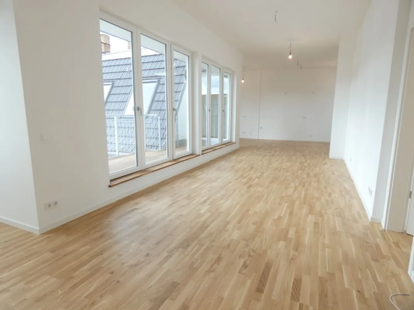 6 Zimmer Wohnung mit 189 m² in Berlin – Bild 1