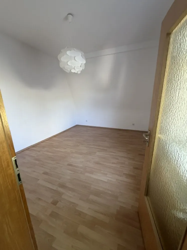 4 Zimmer Wohnung mit 60 m² in Bochum – Bild 3