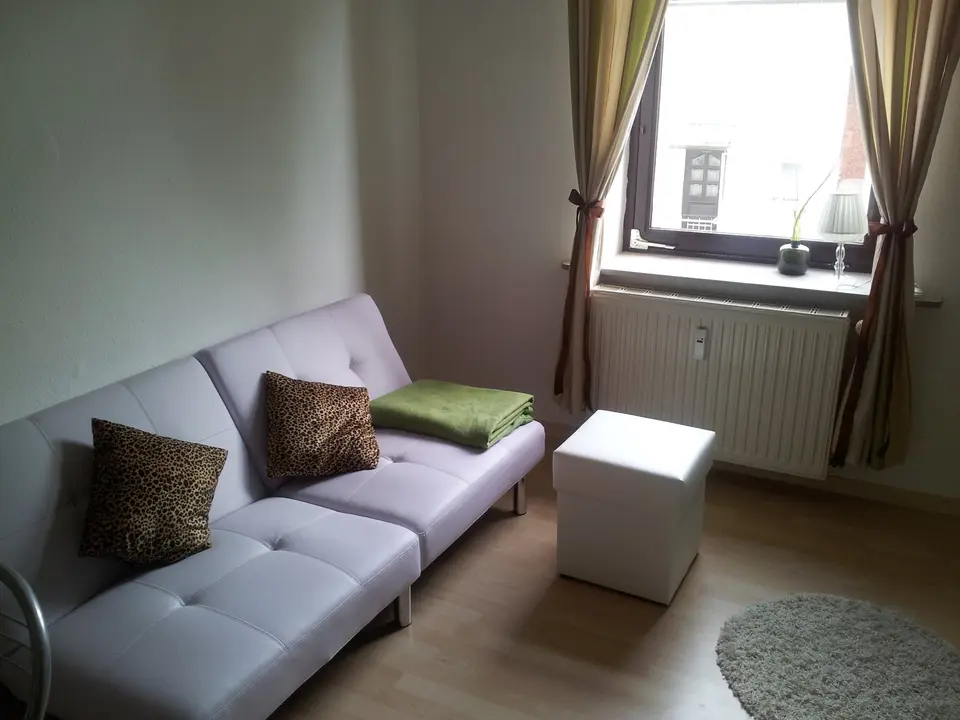 2 Zimmer Wohnung mit 35 m² in Saarbrücken – Bild 2