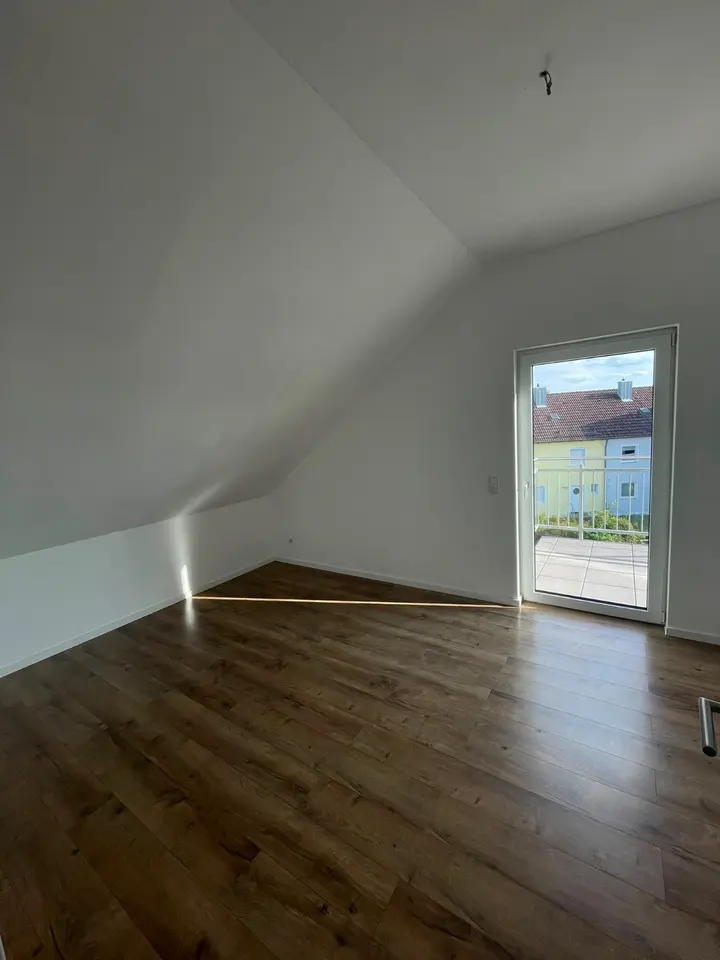 2 Zimmer Wohnung mit 75 m² in Ingolstadt – Bild 2