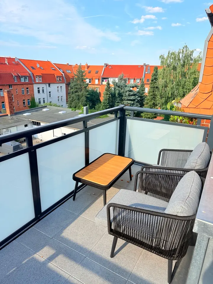 4 Zimmer Wohnung mit 118 m² in Erfurt – Bild 2