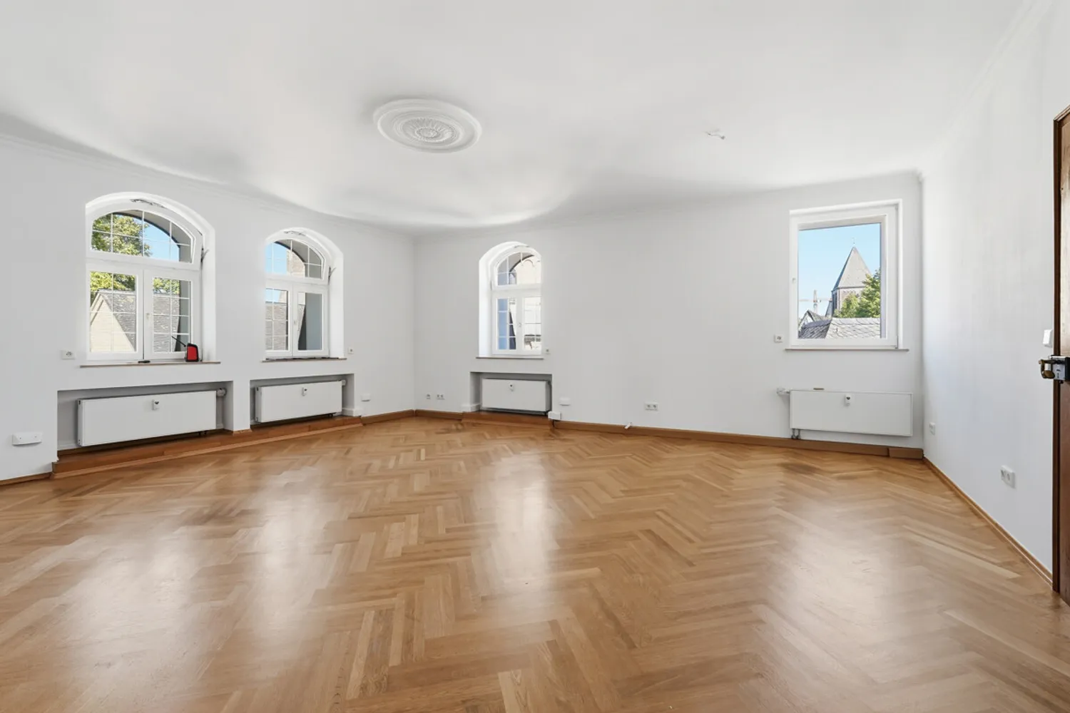 3 Zimmer Wohnung mit 133 m² in Köln – Bild 2