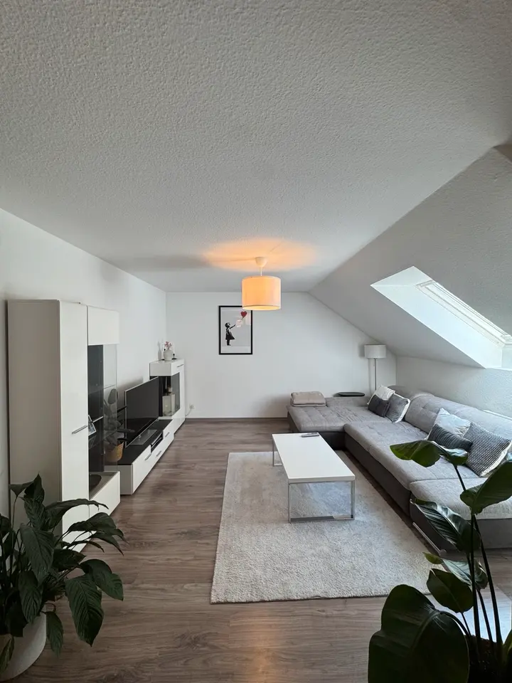 2 Zimmer Wohnung mit 60 m² in Detmold – Bild 1