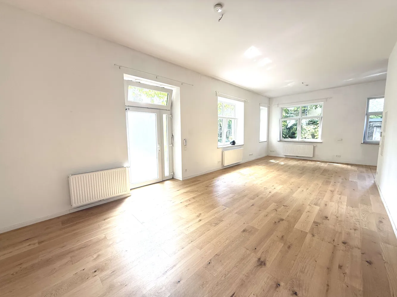 1 Zimmer Wohnung mit 70 m² in München – Bild 1