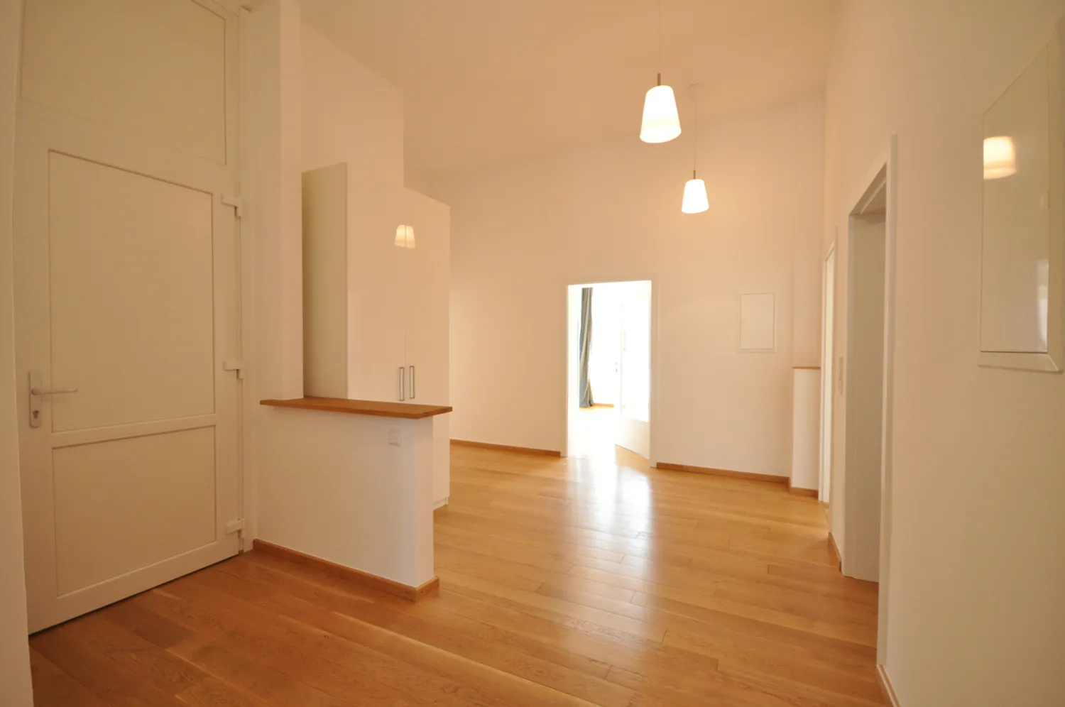 6 Zimmer Wohnung mit 246 m² in Hannover – Bild 9