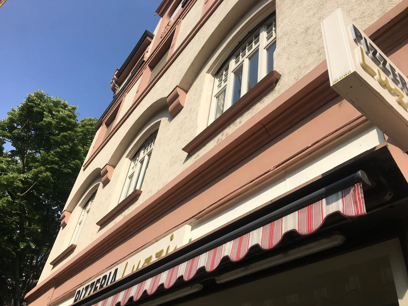 4 room apartment with 120 m² in Frankfurt am Main – Photo 4