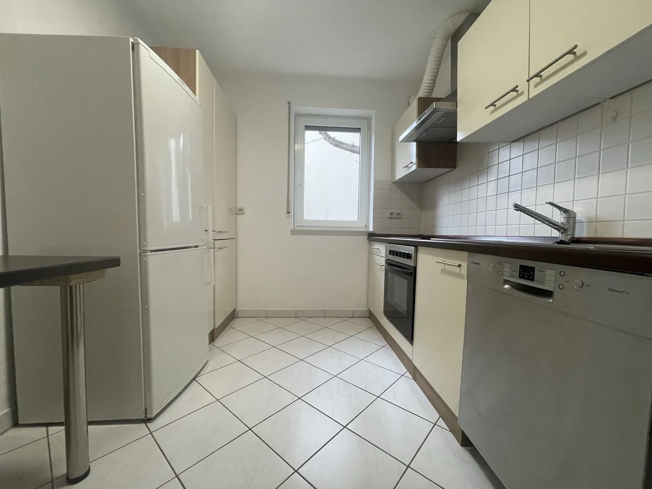 2 Zimmer Wohnung mit 65 m² in Wiesbaden – Bild 4