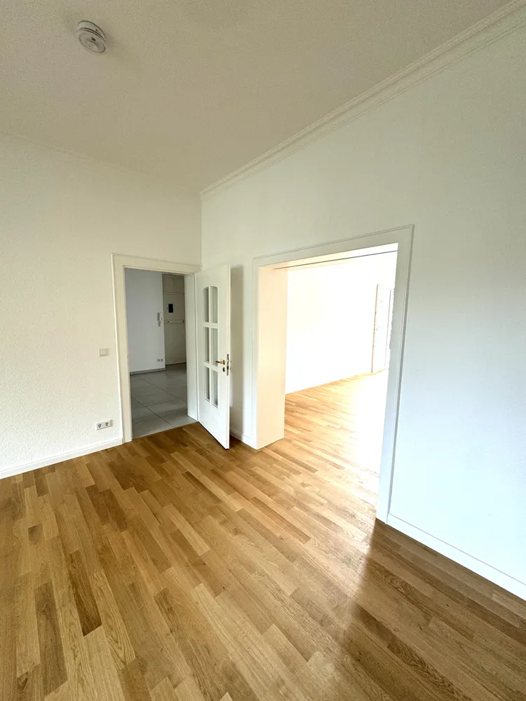 2 room apartment with 74 m² in Düsseldorf – Photo 1
