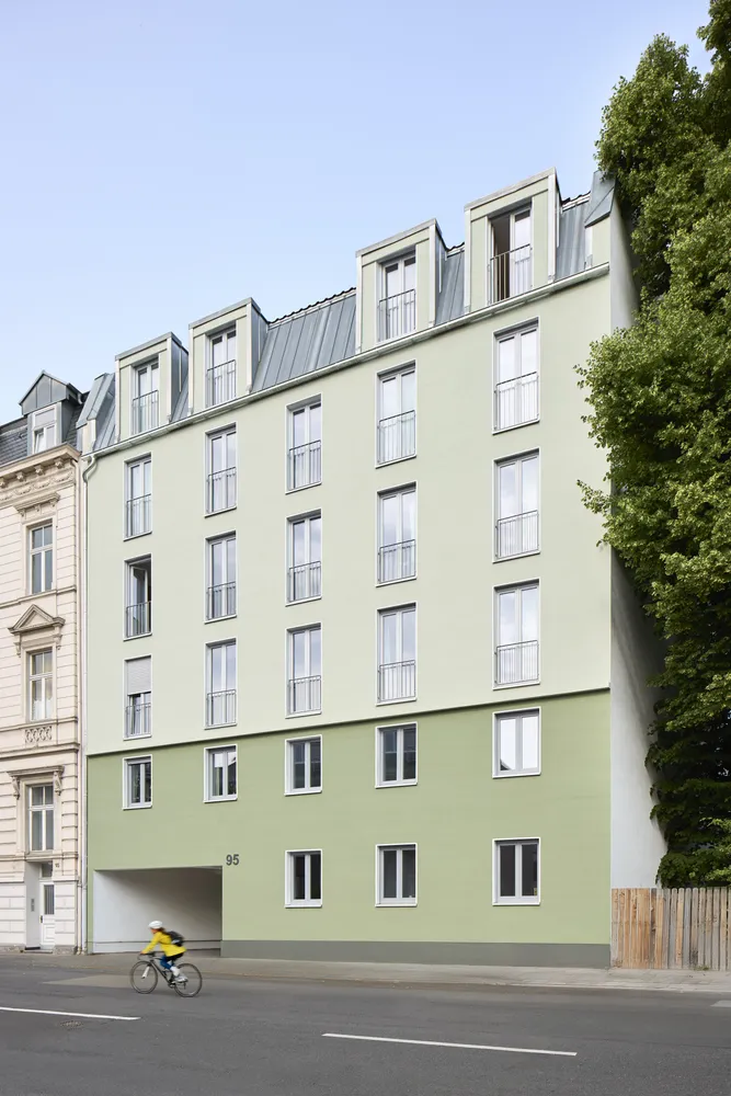 2 room apartment with 50 m² in Cologne – Photo 1