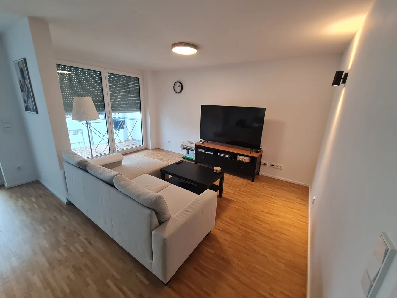 3 Zimmer Wohnung mit 70 m² in München – Bild 2