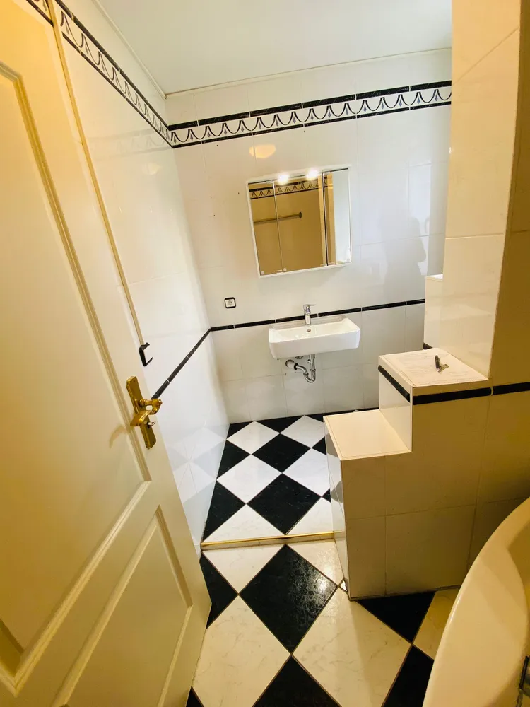 2 room apartment with 60 m² in Munich – Photo 1