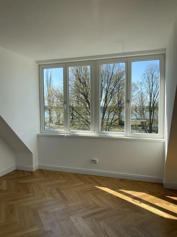 4 Zimmer Wohnung mit 132 m² in Düsseldorf – Bild 2