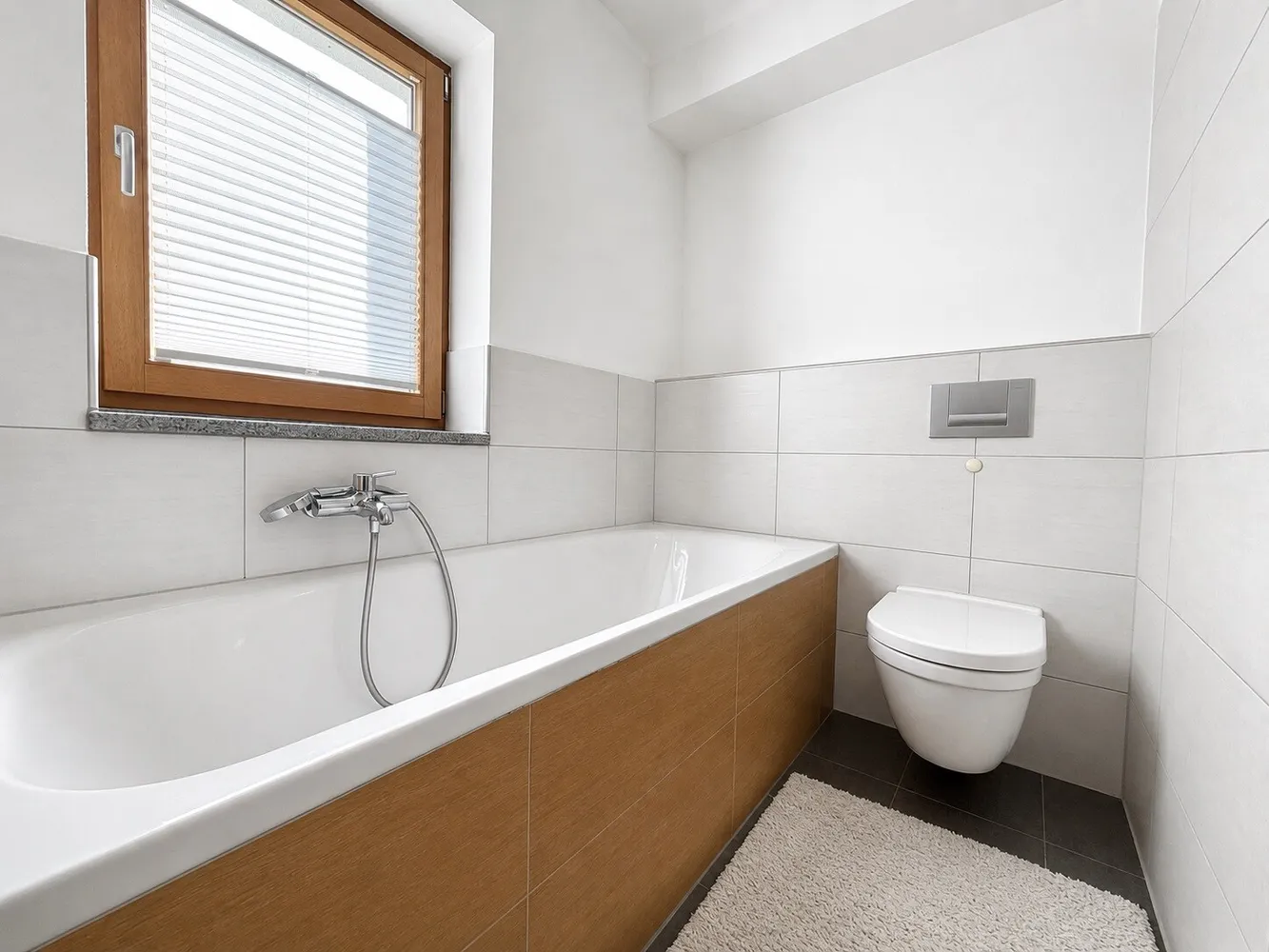 4 Zimmer Wohnung mit 114 m² in Krefeld – Bild 4