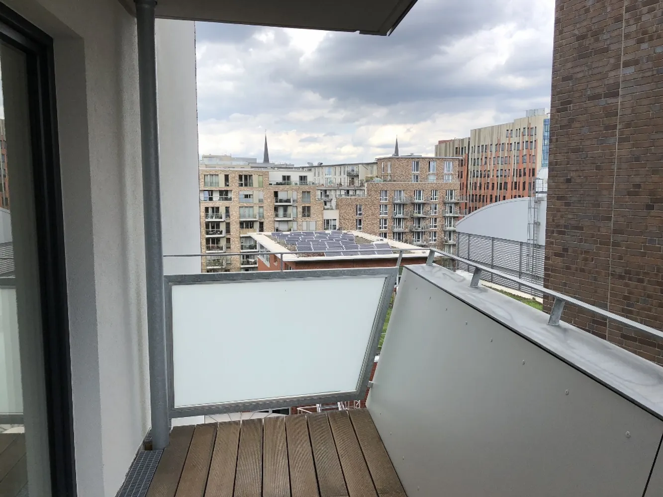 2 Zimmer Wohnung mit 60 m² in Hamburg – Bild 1