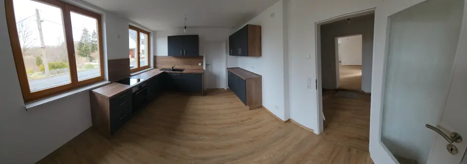 5 Zimmer Wohnung mit 185 m² in Suhl – Bild 3