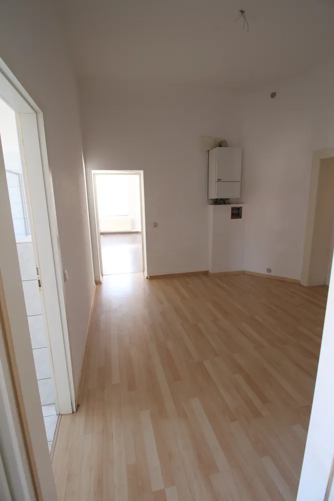 2 Zimmer Wohnung mit 104 m² in Halle (Saale) – Bild 11