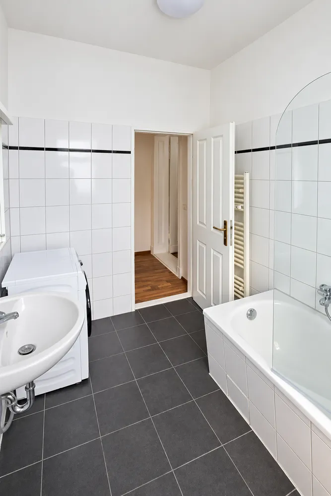 1 room apartment with 31 m² in Berlin – Photo 6