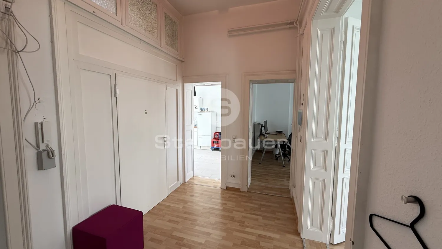 4 Zimmer Wohnung mit 109 m² in Wiesbaden – Bild 3