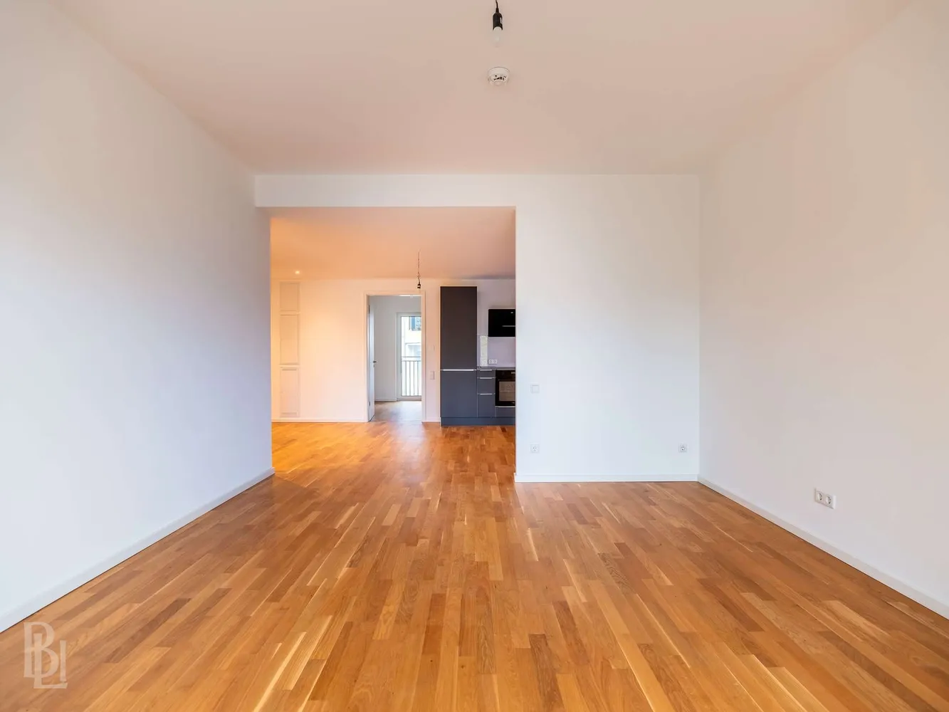 4 Zimmer Wohnung mit 114 m² in Berlin – Bild 1