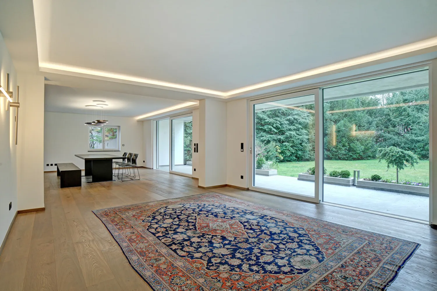 5 Zimmer Wohnung mit 183 m² in München – Bild 3
