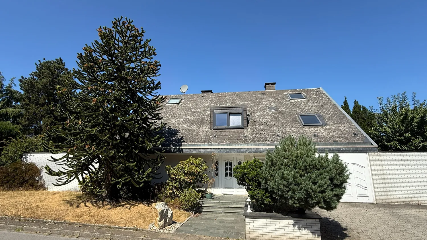 8 Zimmer Haus mit 240 m² in Hattingen – Bild 2