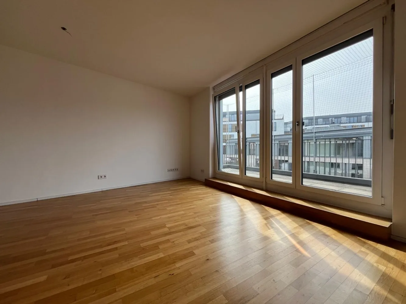2 Zimmer Wohnung mit 74 m² in Stuttgart – Bild 4