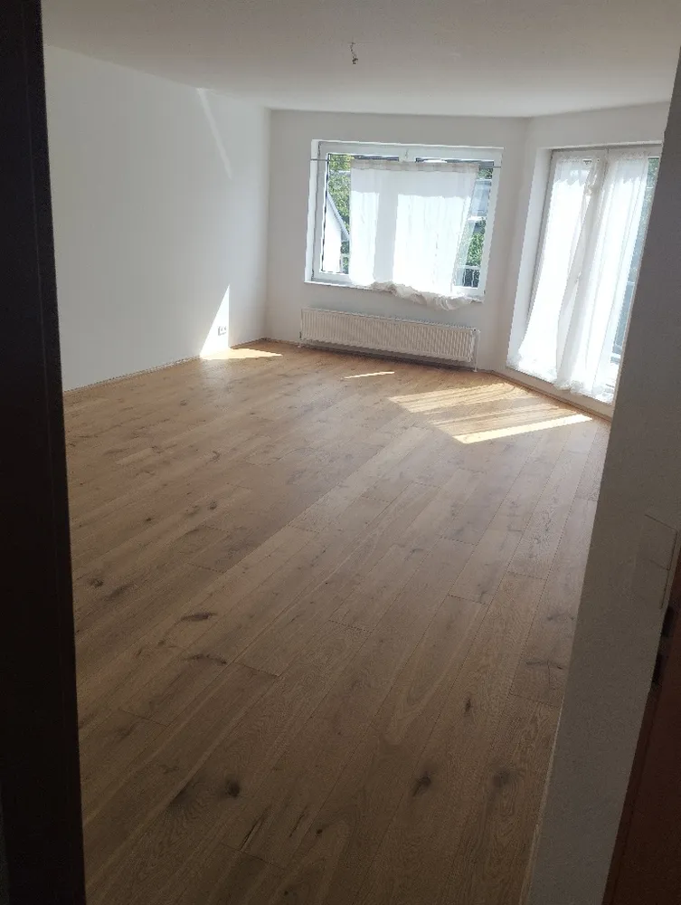 3 Zimmer Wohnung mit 92 m² in Hannover – Bild 2