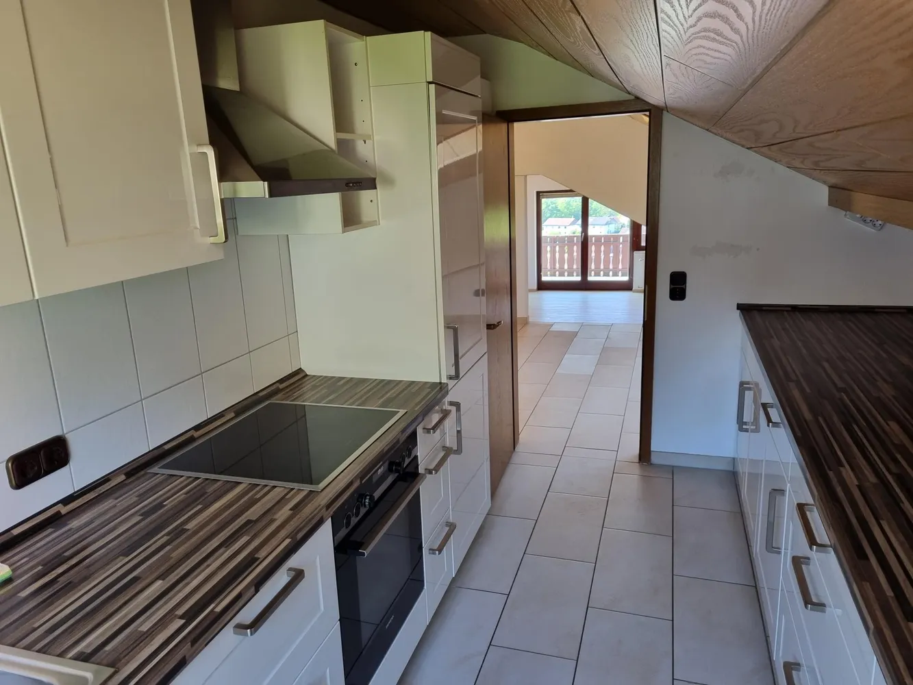 3 Zimmer Wohnung mit 86 m² in Wiesbaden – Bild 9