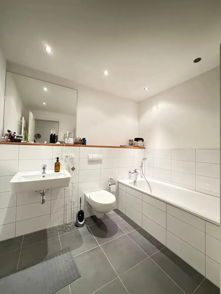 2 Zimmer Wohnung mit 82 m² in Düsseldorf – Bild 9