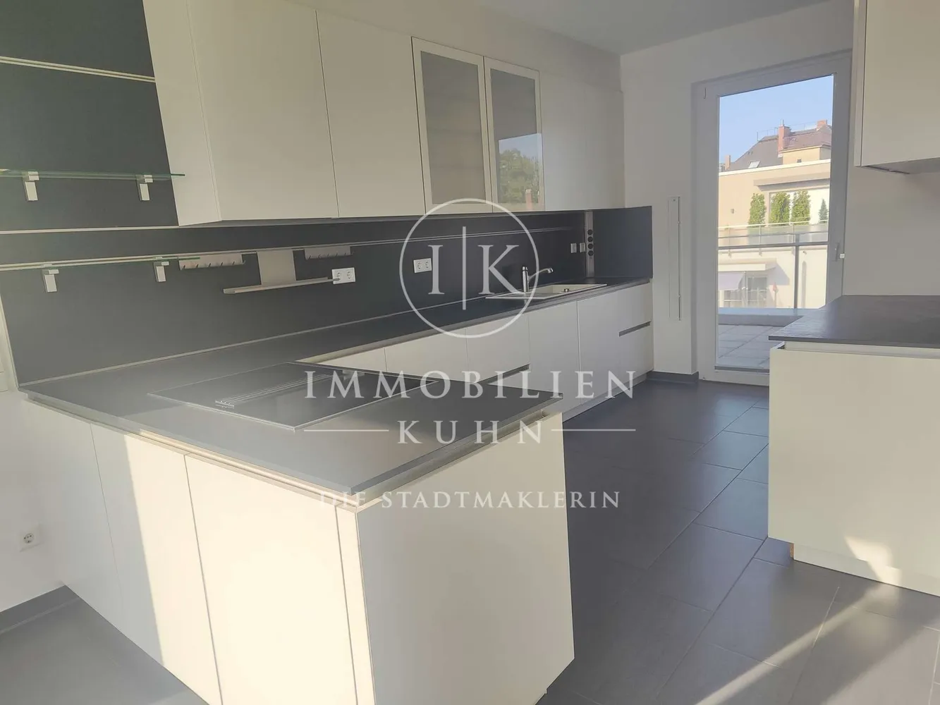 3 Zimmer Wohnung mit 176 m² in Augsburg – Bild 9