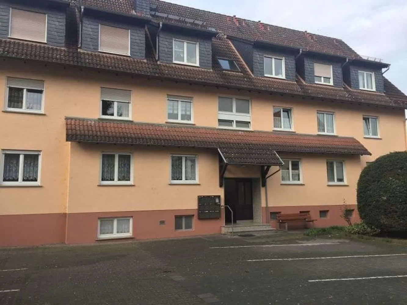 3 Zimmer Wohnung mit 80 m² in Frankfurt am Main – Bild 1