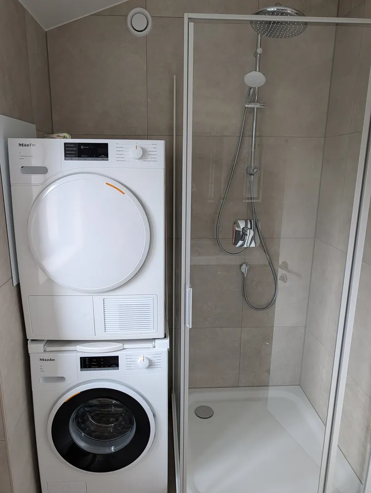 4 Zimmer Wohnung mit 75 m² in Erlangen – Bild 2