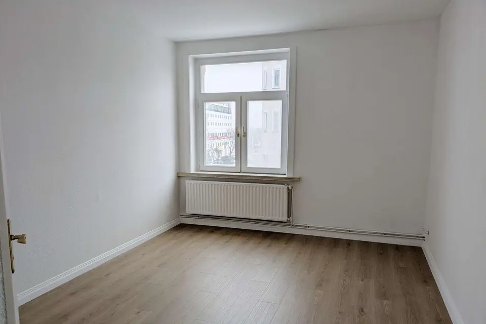 4 Zimmer Wohnung mit 92 m² in Hannover – Bild 1